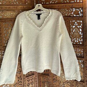 THE LIMITED ivory V-neck sweater, Size LG